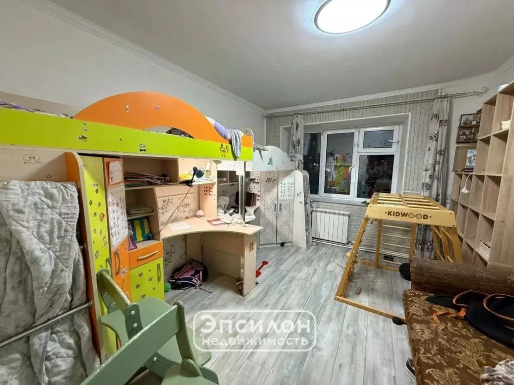 3-к кв. Курская область, Курск Орловская ул., 1 (71.3 м) - Фото 1