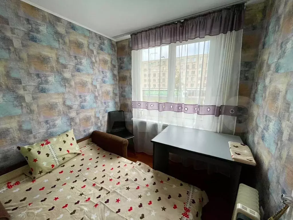 Комната 10 м в 4-к., 2/5 эт. - Фото 0