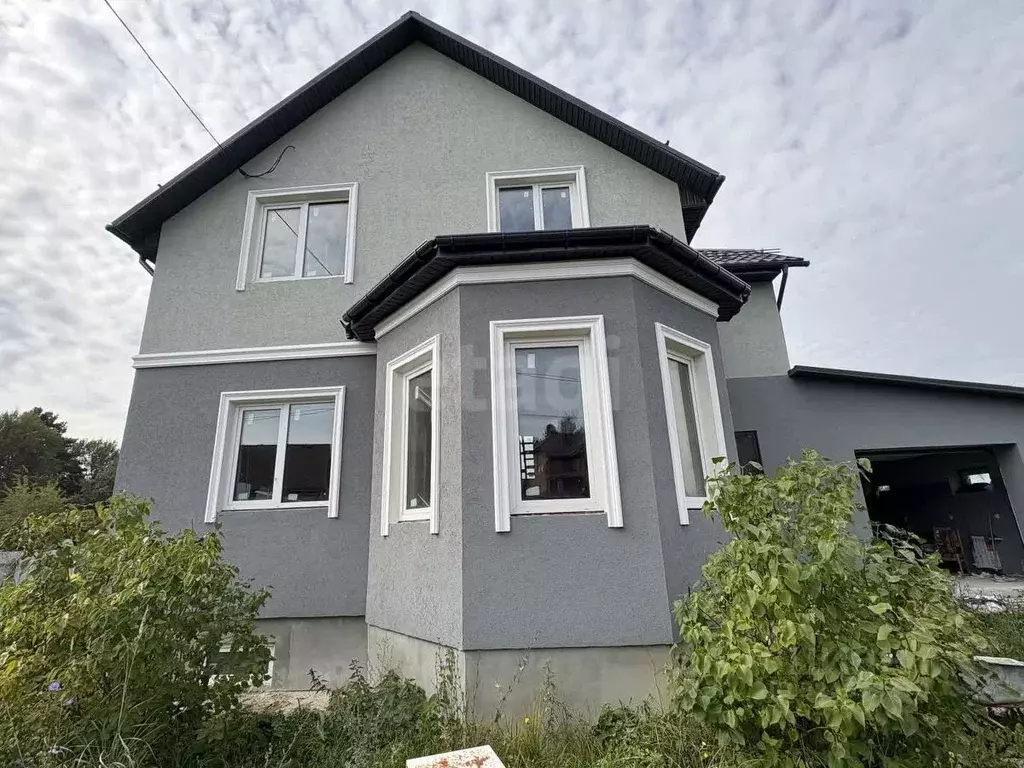 Дом в Калужская область, Калуга городской округ, д. Желыбино ул. ... - Фото 1