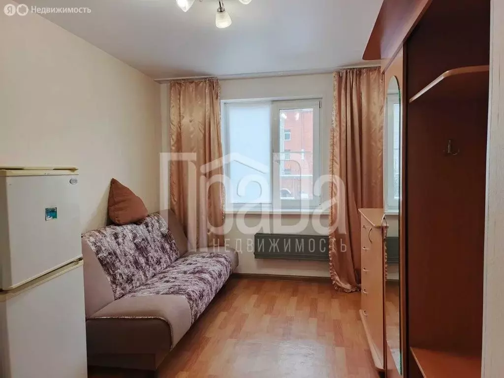 Квартира-студия: Красноярск, улица Железнодорожников, 9 (12 м) - Фото 0