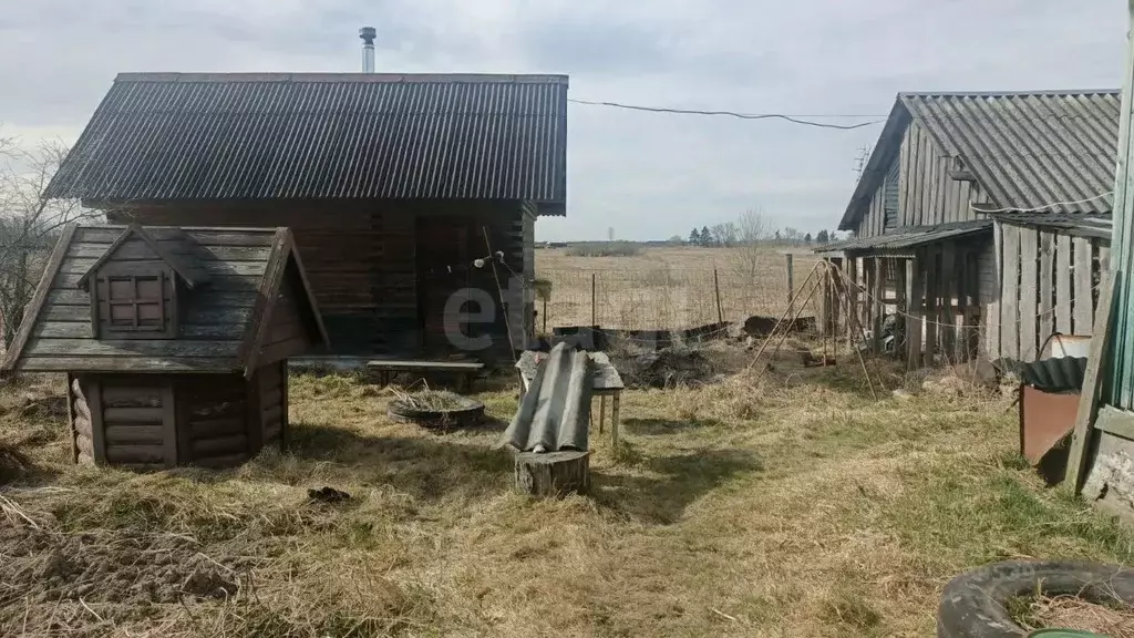 Дом в Новгородская область, Чудовский муниципальный район, Успенское ... - Фото 1