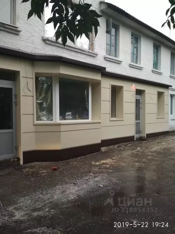 Помещение свободного назначения в Ростовская область, Донецк 12-й ... - Фото 0