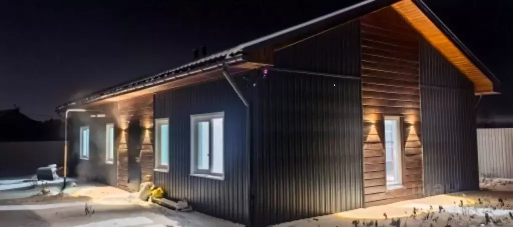 Дом в Челябинская область, Красноармейский муниципальный округ, с. ... - Фото 1