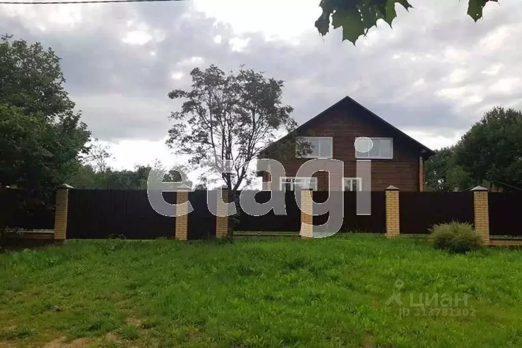 Дом в Калужская область, Кировский район, Малая Песочня с/пос, д. ... - Фото 1