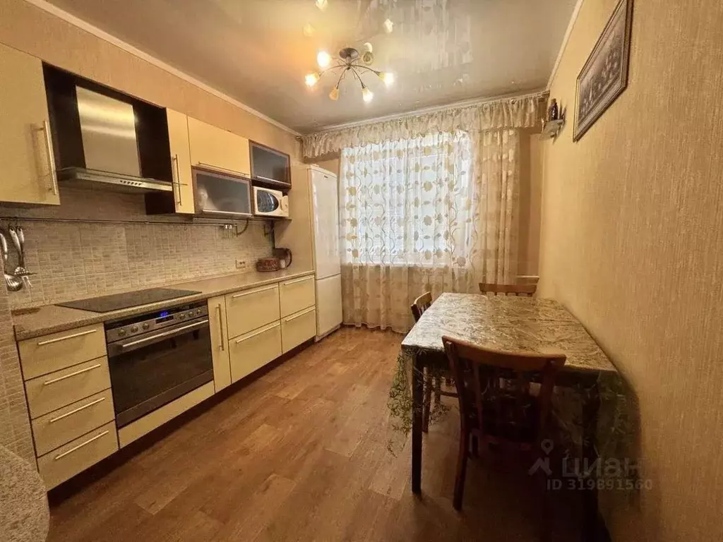3-к кв. Белгородская область, Старый Оскол Северный мкр, 14 (64.0 м) - Фото 1