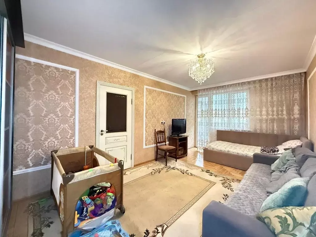 3-к кв. Кабардино-Балкария, Нальчик ул. Ахохова (100.0 м) - Фото 1