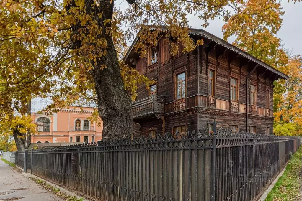 Дом в Санкт-Петербург, Санкт-Петербург, Петергоф Никольская ул., 9 ... - Фото 0
