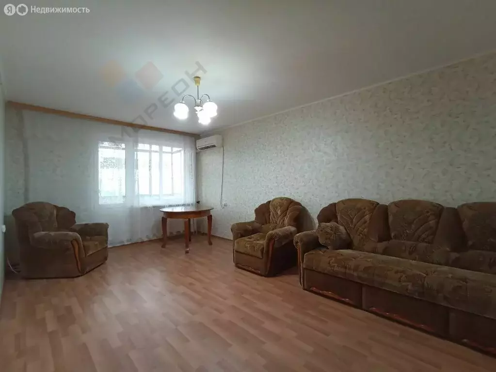 2-комнатная квартира: Краснодар, микрорайон Юбилейный, Платановый ... - Фото 0