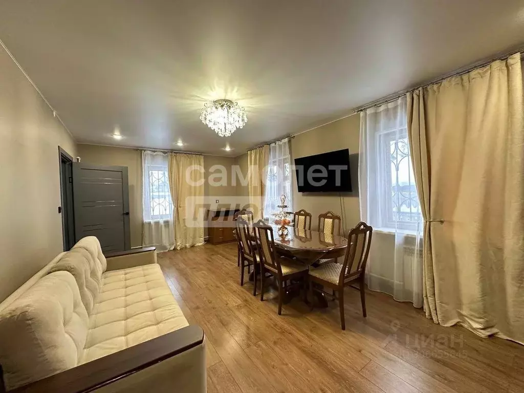 Дом в Ярославская область, Углич ул. Урицкого, 2 (110 м) - Фото 1