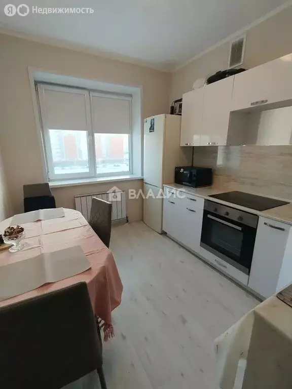 2-комнатная квартира: Стерлитамак, проспект Октября, 48 (55.7 м) - Фото 2