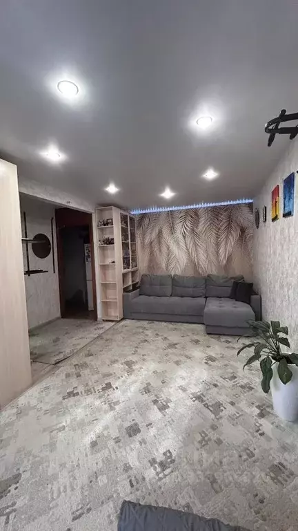2-к кв. Алтайский край, Барнаул ул. Антона Петрова, 182 (46.0 м) - Фото 2