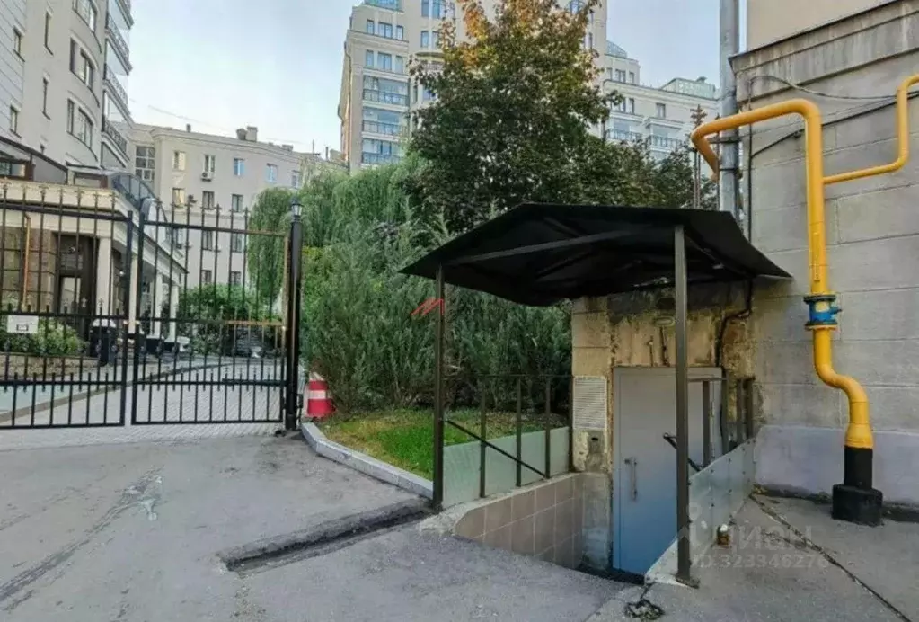 Торговая площадь в Москва Смоленский бул., 13С8 (435 м) - Фото 1