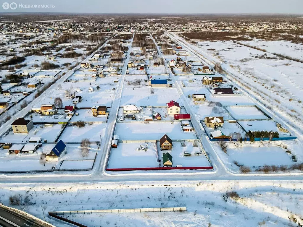 Участок в Тюмень, территория СОСН Изыскатель, Вишнёвая улица (9 м) - Фото 1