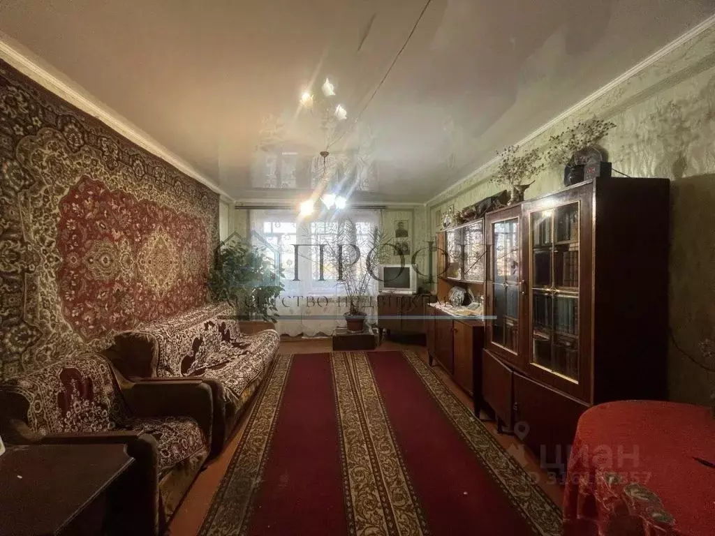 3-к кв. Белгородская область, Поселок Чернянка городское поселение, ... - Фото 1