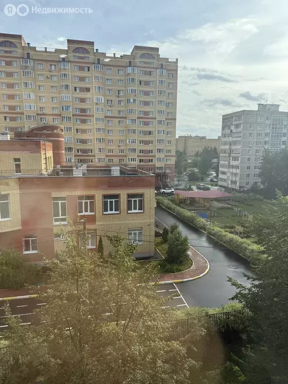 1к в 4-комнатной квартире (14.6 м) - Фото 0
