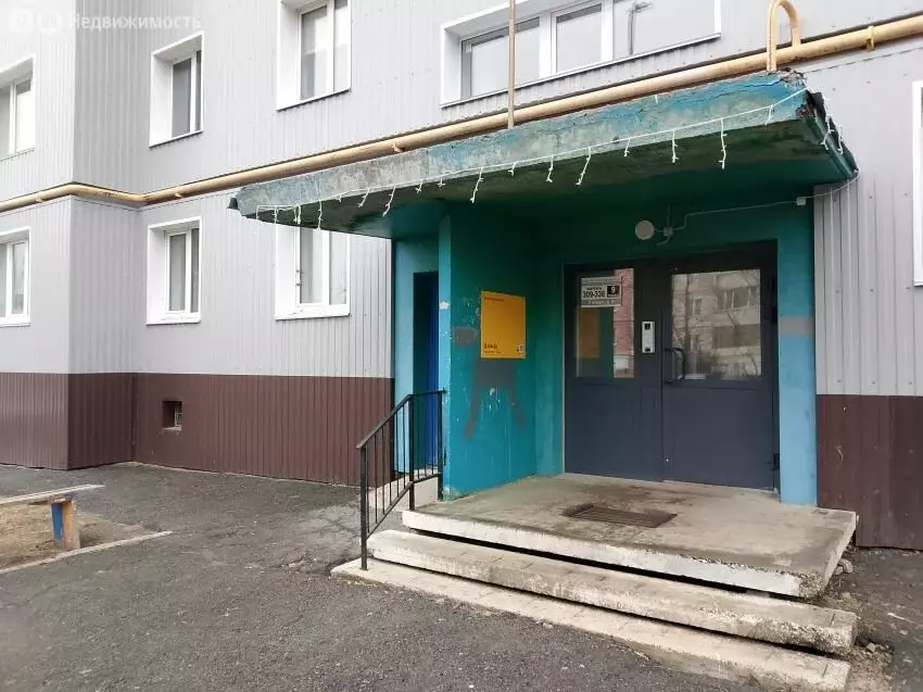 3-комнатная квартира: Курган, жилой район Заозёрный, 5-й микрорайон, 9 ... - Фото 2