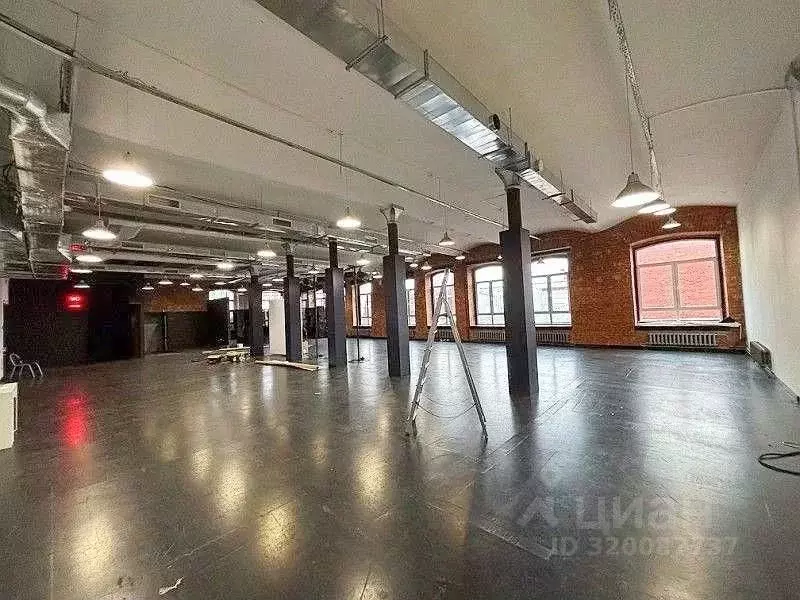 Офис в Москва Берсеневская наб., 6С3 (700 м) - Фото 1