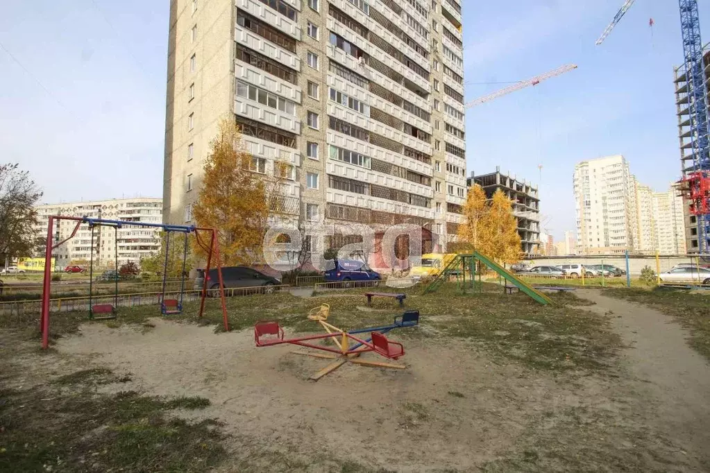 2-к кв. Тюменская область, Тюмень Заречный проезд, 39 (47.3 м) - Фото 1