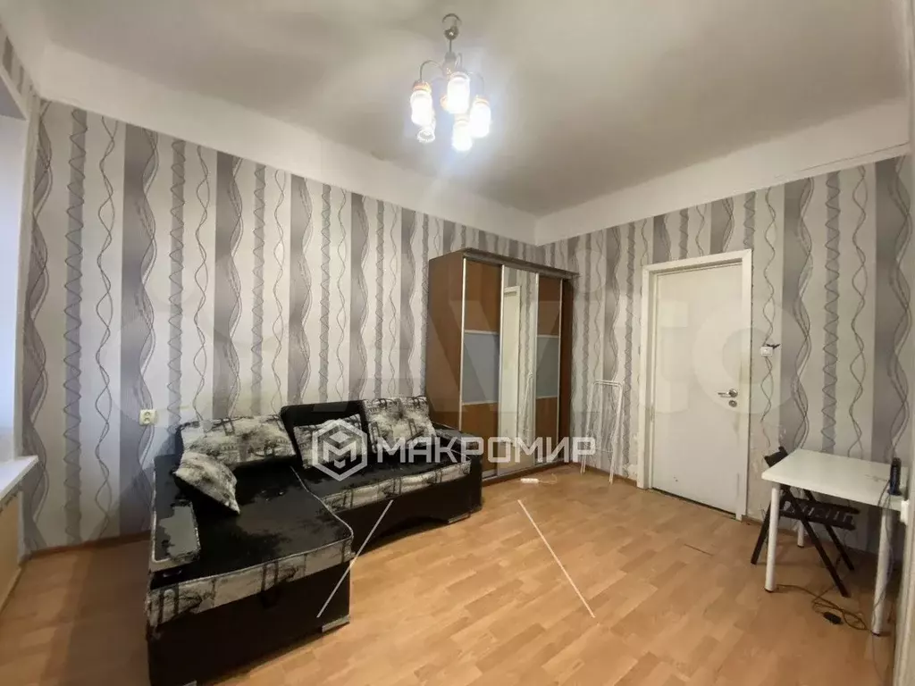 Комната 21 м в 3-к., 4/7 эт. - Фото 0