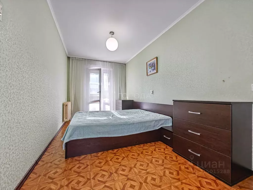 3-к кв. Новосибирская область, Новосибирск ул. Кошурникова, 39 (59.9 ... - Фото 1