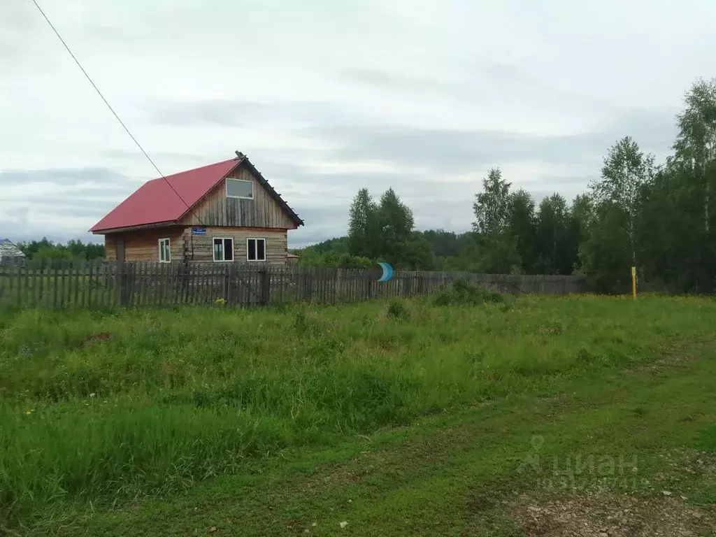 Дом в Башкортостан, Нуримановский район, Красногорский сельсовет, с. ... - Фото 1