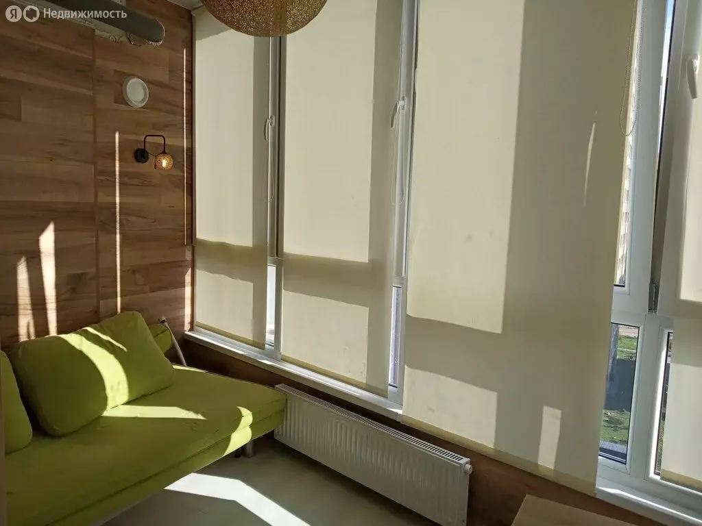 2-комнатная квартира: Калининград, улица Аксакова, 127А (70 м) - Фото 1