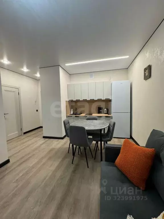 1-к кв. Тюменская область, Тюмень ул. Николая Глебова, 4 (34.0 м) - Фото 2