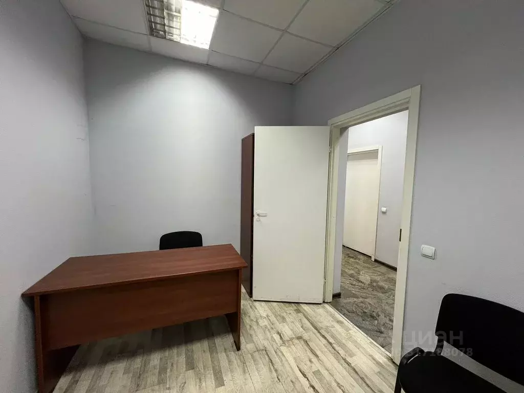 Офис в Санкт-Петербург 6-я Васильевского острова линия, 49 (13 м) - Фото 1