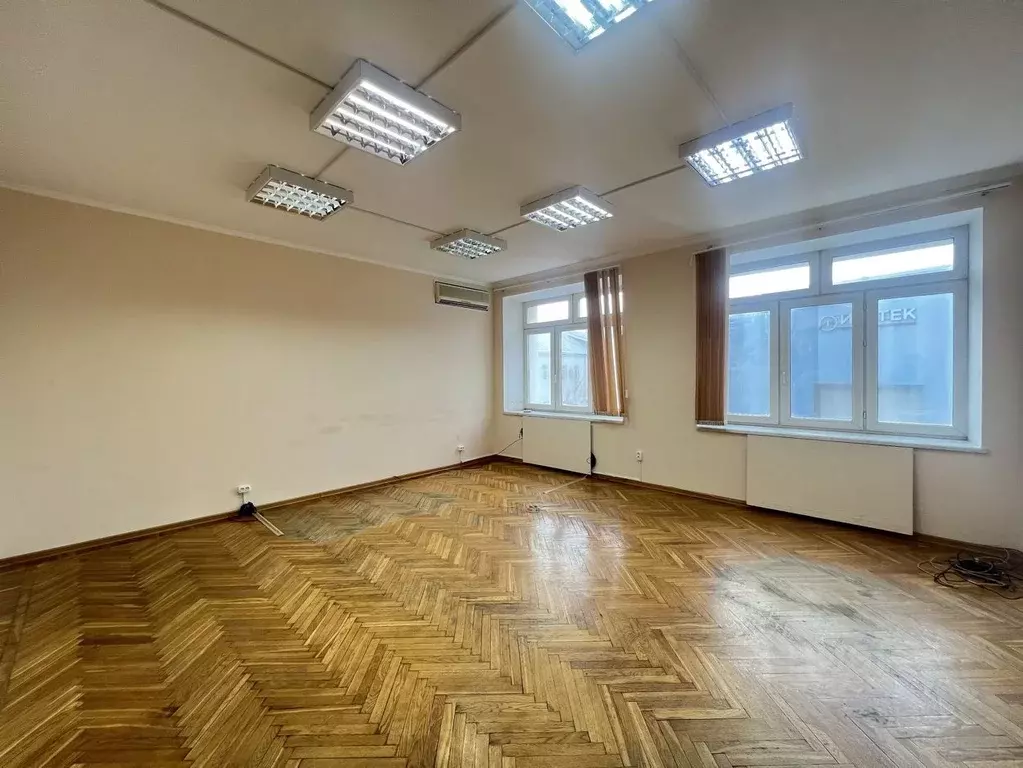 Офис в Татарстан, Казань ул. Мазита Гафури, 48 (31 м) - Фото 2