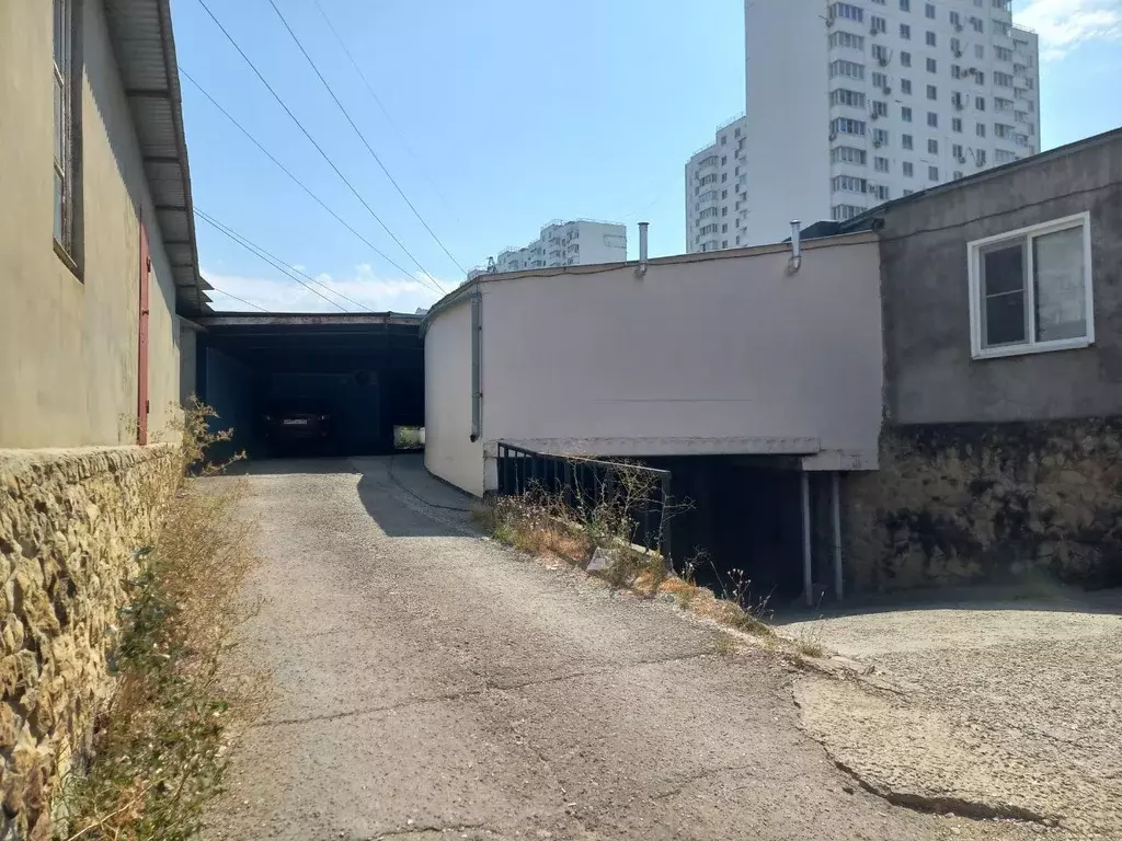 Гараж в Краснодарский край, Новороссийск ул. Видова, 222 (20 м) - Фото 1