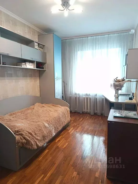 3-к кв. Курская область, Курск Почтовая ул., 23 (90.0 м) - Фото 1