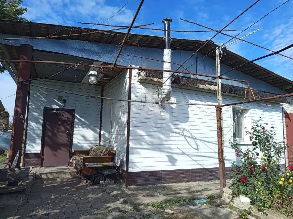 Дом в Белгородская область, Губкинский городской округ, с. Теплый ... - Фото 1