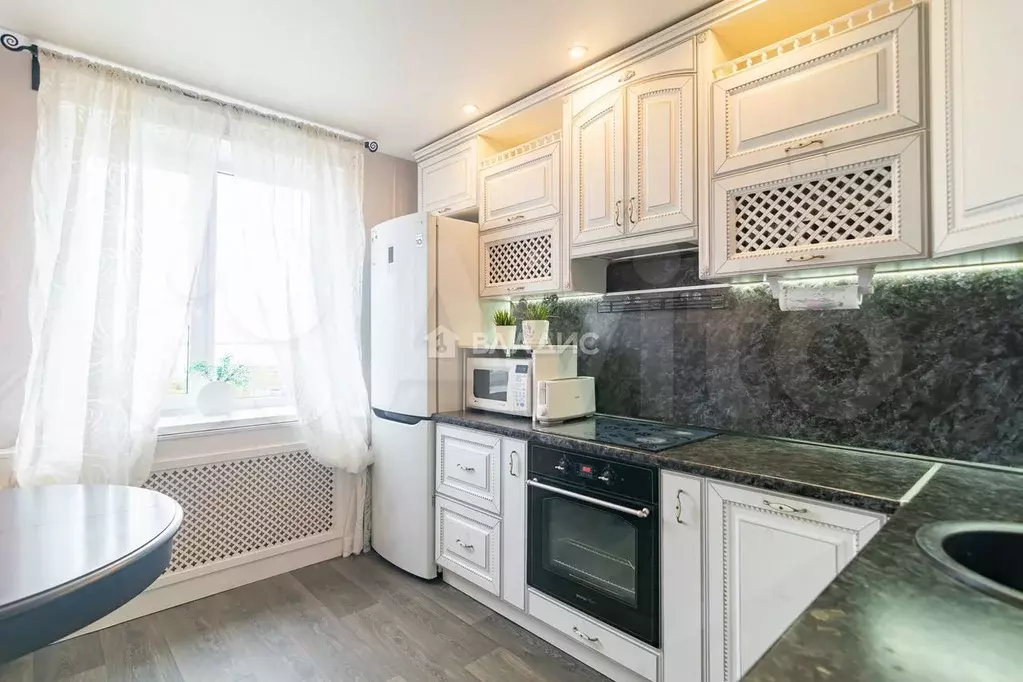 2-к. квартира, 52 м, 5/5 эт. - Фото 1