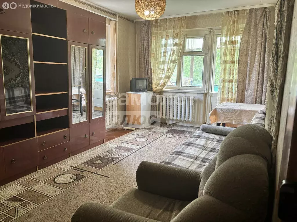 2-комнатная квартира: Уфа, улица Коммунаров, 58 (42.8 м) - Фото 1