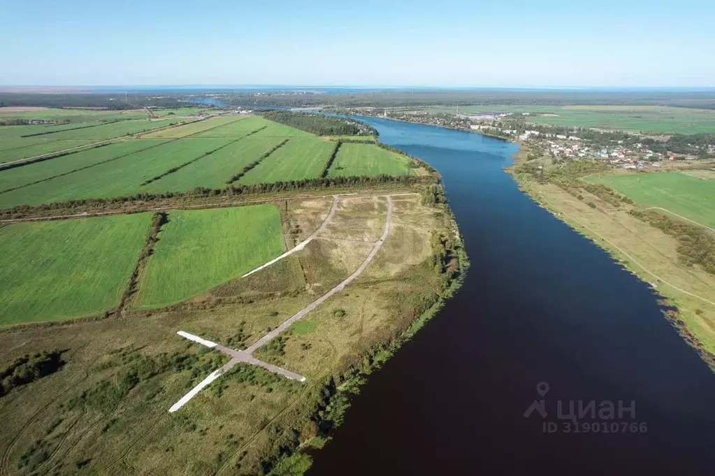 Участок в Ленинградская область, Волховский район, Староладожское ... - Фото 0