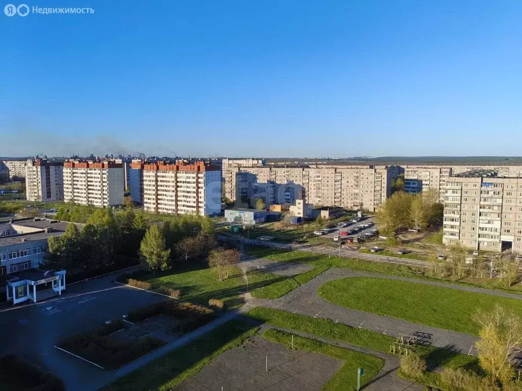 2-комнатная квартира: Нижний Тагил, Октябрьский проспект, 10 (54.5 м) - Фото 2