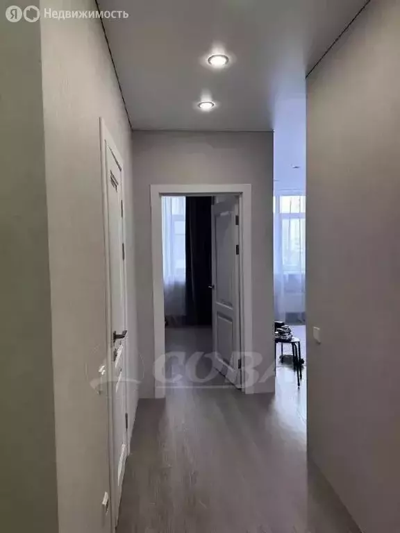 2-комнатная квартира: Тюмень, Алматинская улица, 4 (56 м) - Фото 1