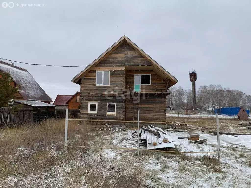 Дом в село Ленинское, Школьная улица (136 м) - Фото 1