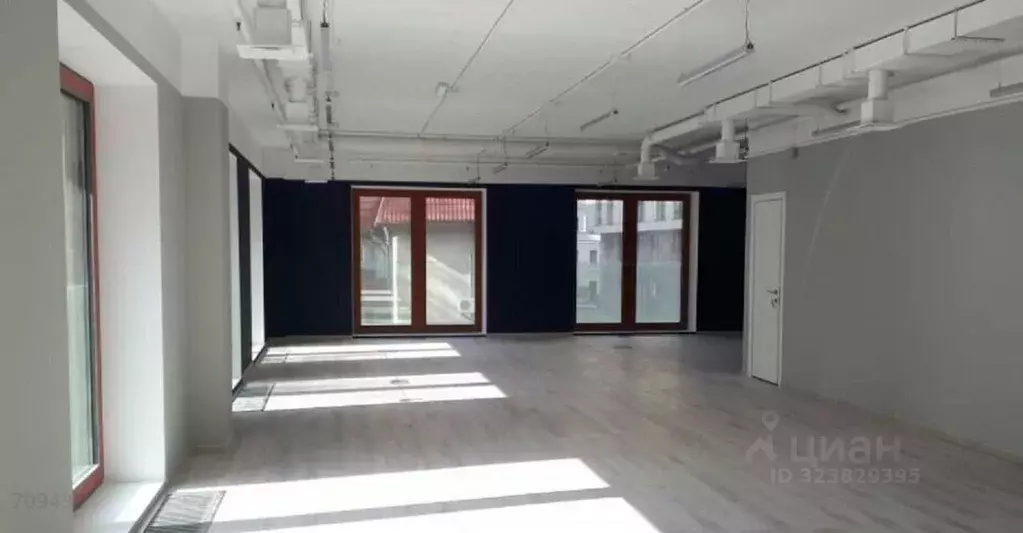 Офис в Москва Большая Садовая ул., 5 (150 м) - Фото 1