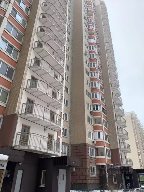 3-к кв. Московская область, Балашиха ул. Дмитриева, 32 (72.4 м) - Фото 0