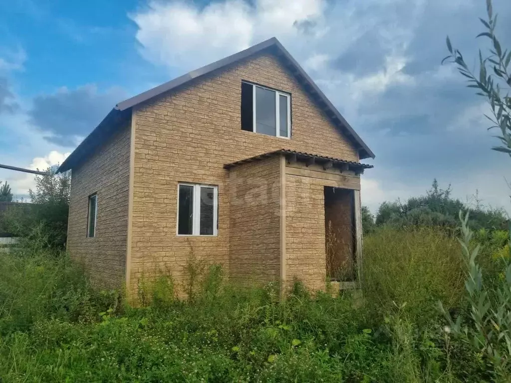 Дом в Калужская область, Жуковский муниципальный округ, Белоусово ... - Фото 1