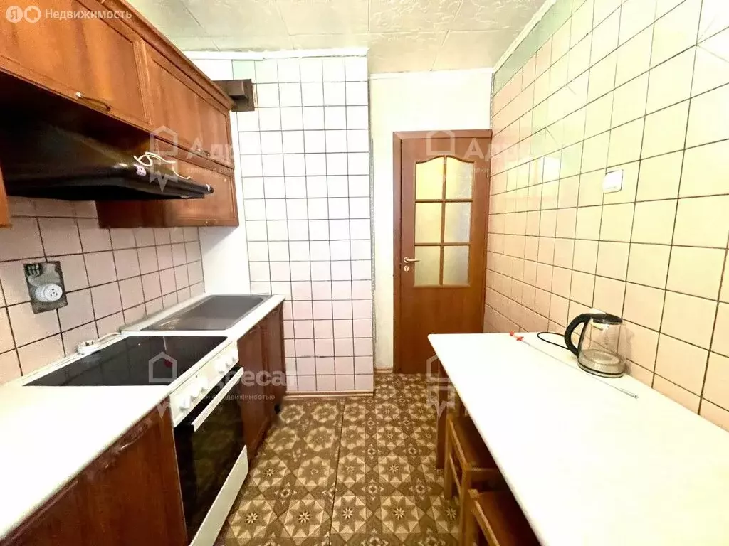 3-комнатная квартира: Волгоград, улица Тулака, 7 (60.3 м) - Фото 1