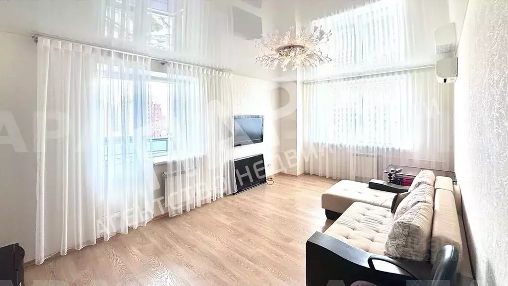 2-к кв. Самарская область, Самара просека 5-я, 99Б (68.0 м) - Фото 0
