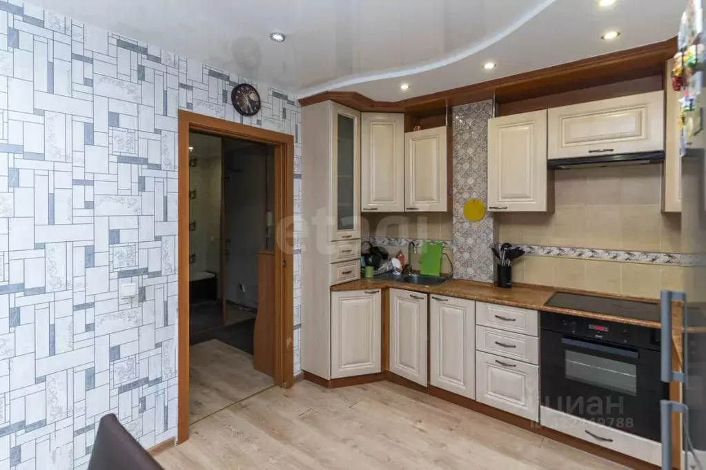 3-к кв. Тюменская область, Тюмень Широтная ул., 152к1 (80.0 м) - Фото 2