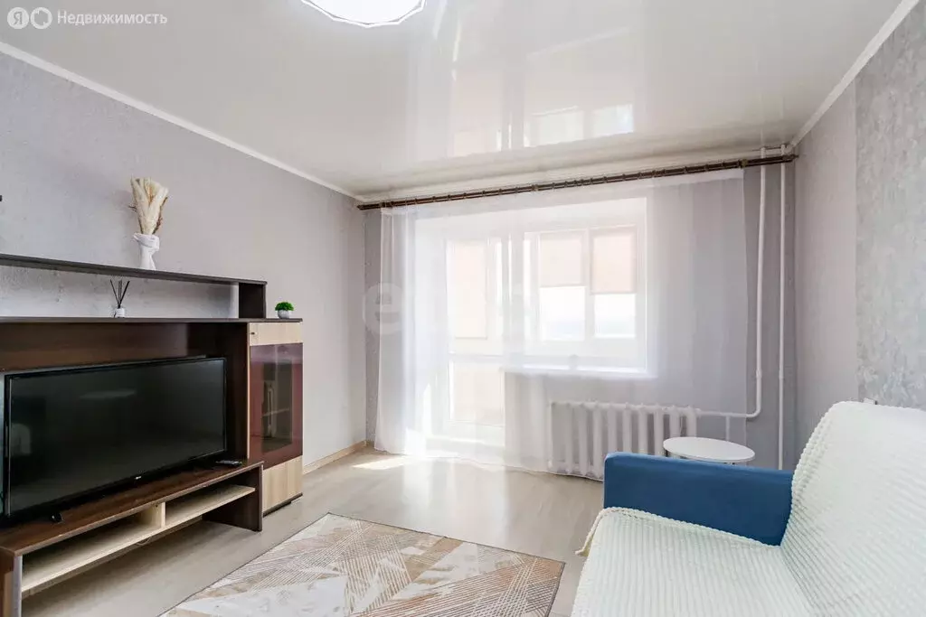 2-комнатная квартира: Тюмень, улица Московский Тракт, 173 (57.2 м) - Фото 1