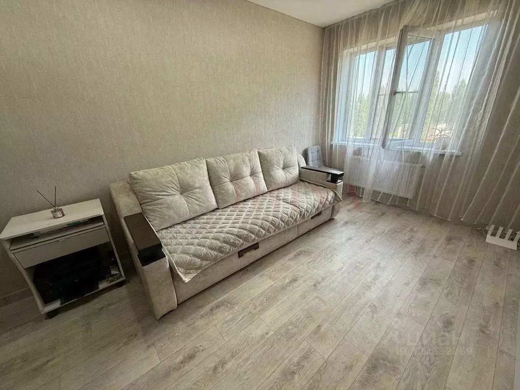 1-к кв. Белгородская область, Старый Оскол Макаренко мкр, 41А (38.0 м) - Фото 1