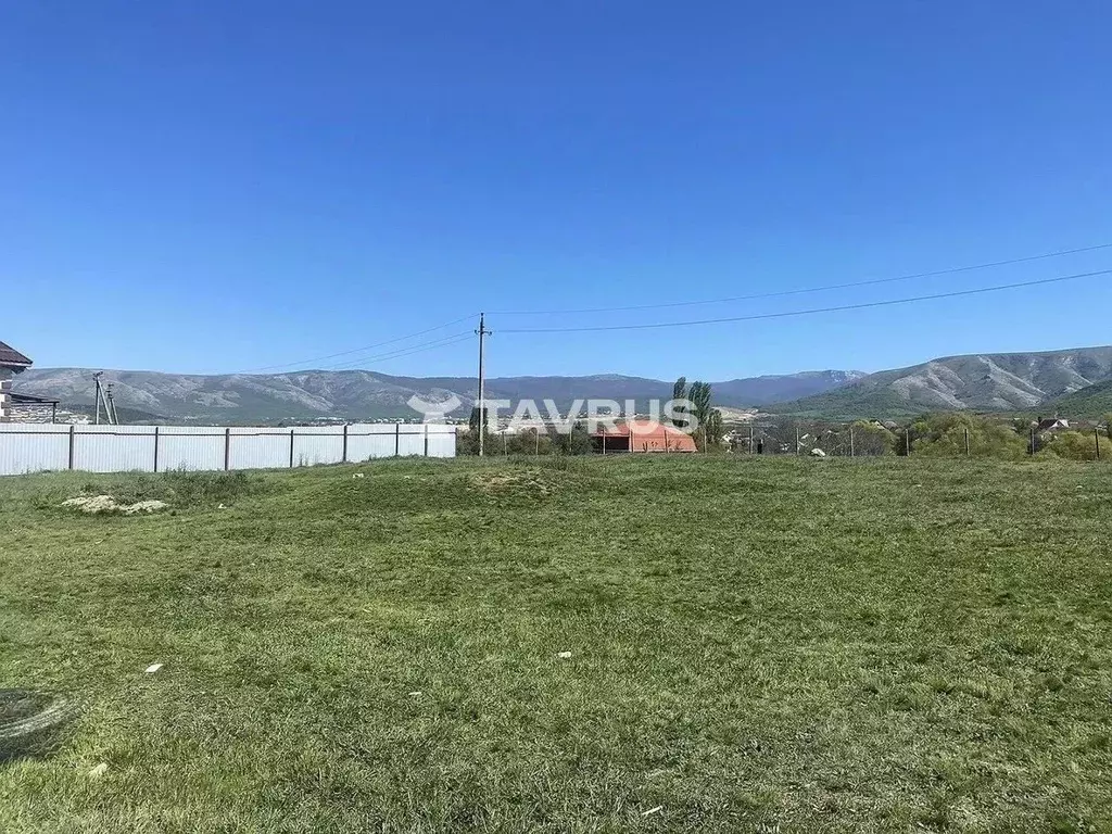 Участок в Крым, Симферопольский район, Добровское с/пос, с. Заречное ... - Фото 2