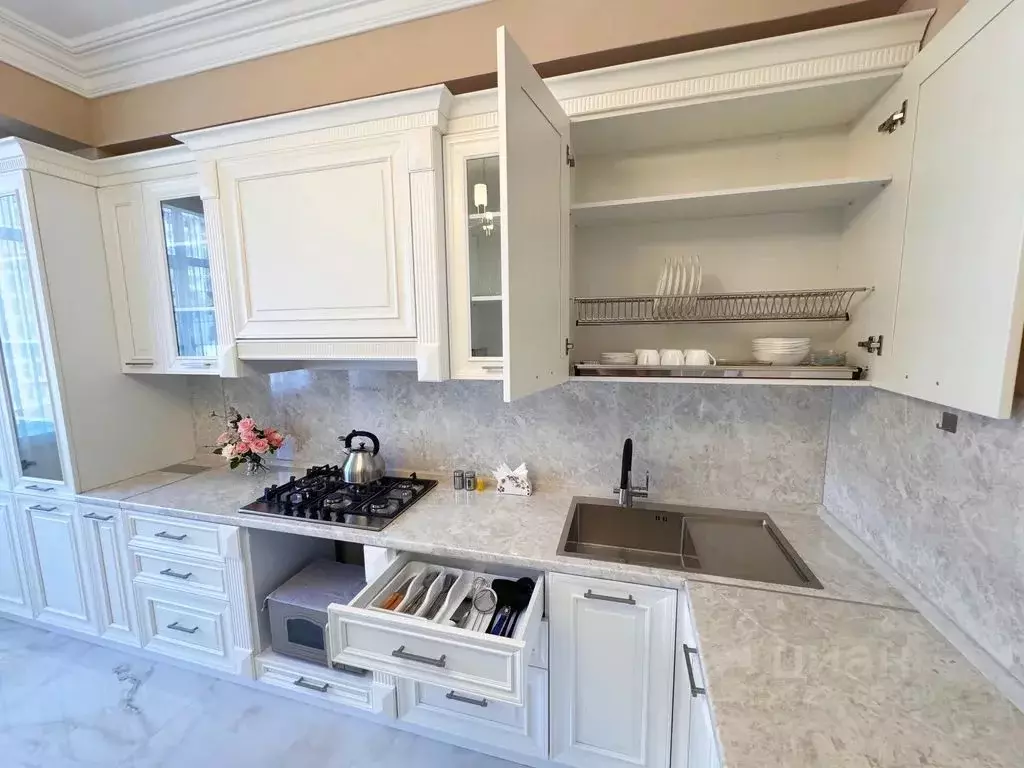 2-к кв. Дагестан, Махачкала ул. Хивская, 7А (75.0 м) - Фото 2