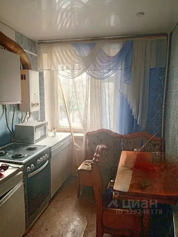 3-к кв. Воронежская область, Лиски Коммунистическая ул., 13 (57.0 м) - Фото 1