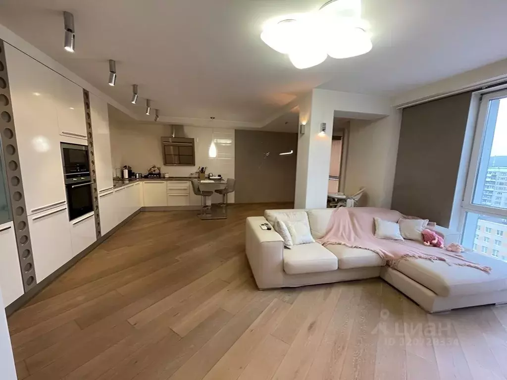 2-к кв. Кемеровская область, Новокузнецк Кузнецкстроевский просп., 9 ... - Фото 1